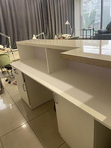 Ресепшн/стойка администратора, глянцевая, белая. - Современный — 6