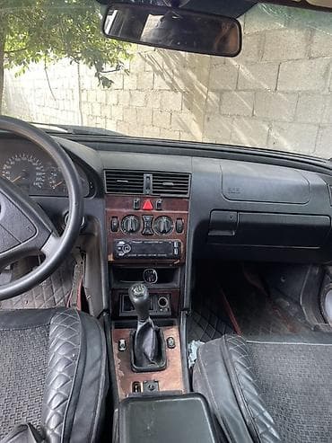 подшипник машины: Mercedes-Benz C-Class: 1997 г., 1.8 л, Механика, Бензин, Седан — 1