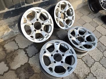 Колпаки: Литые Диски R 16 Комплект, отверстий - 5, Б/у — 4