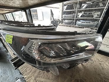 Передняя левая фара Toyota 2020 г., Оригинал