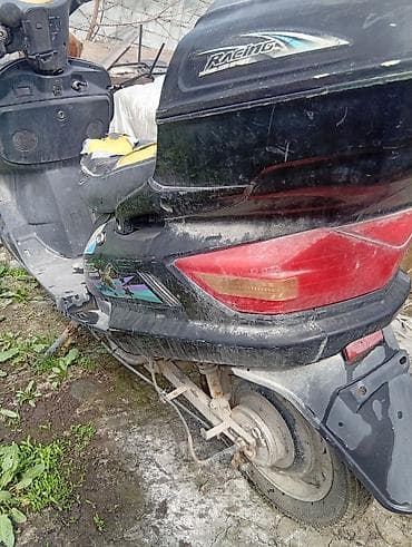 surf 130: С первой по шестую фотографию скутер за 10.000 без аккумуляторов, с — 2