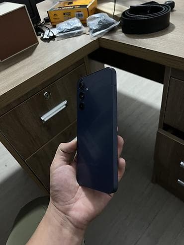 pixel fold: Samsung A25 Память : 256 фейс тач все работает косяк только дисплей — 2