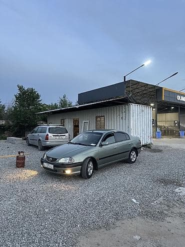 тайота: Toyota Avensis: 2003 г., 1.8 л, Механика, Бензин, Седан — 7
