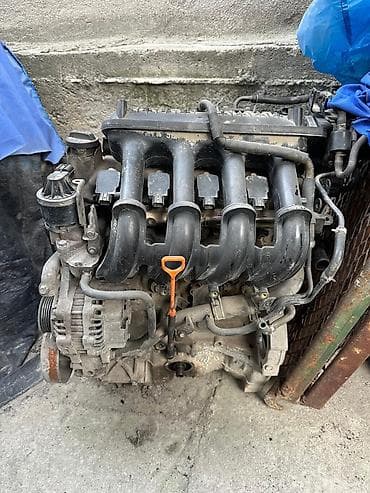 Детали двигателя и моторы в сборе: Двигатель Honda fit, 2004 год, пробег 260 тыс., в рабочем состоянии — 2