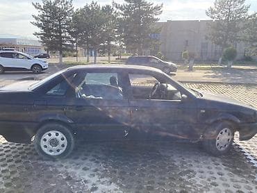 wuling mini ev: Volkswagen Passat: 1991 г., 1.8 л, Механика, Седан — 4