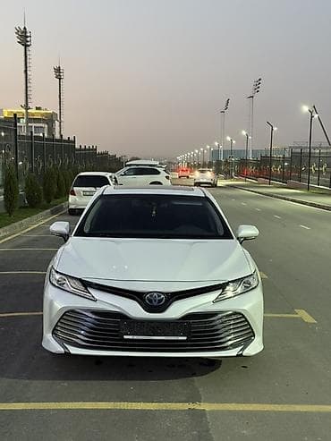 rav4 1996: Toyota Camry: 2018 г., Автомат, Гибрид, Седан — 2