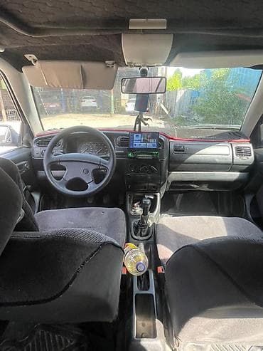 lexus 47: Volkswagen Vento: 1993 г., 1.8 л, Бензин — 8