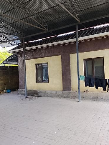 меняю на скот: Продаю дом 4-комнаты. с бизнесом . электричество,газ, канализация, 2 — 6