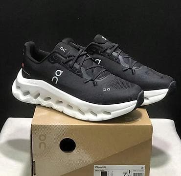 Кроссовки On Cloudtilt (цвет: Black/White) - Технологичная подошва