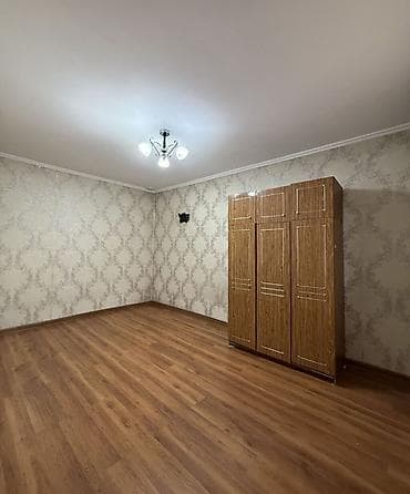 старый толчок квартиры: 1 комната, С мебелью частично — 2