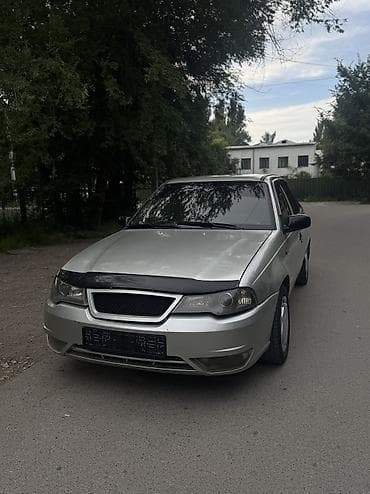 кузов на пассат: Daewoo Nexia: 2009 г., 1.6 л, Кол менен иштөөчү, Бензин, Седан — 1