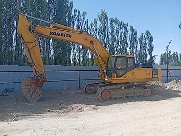 140 экскаватор: Экскаватор, Komatsu, 2013 г., Гусеничный — 1