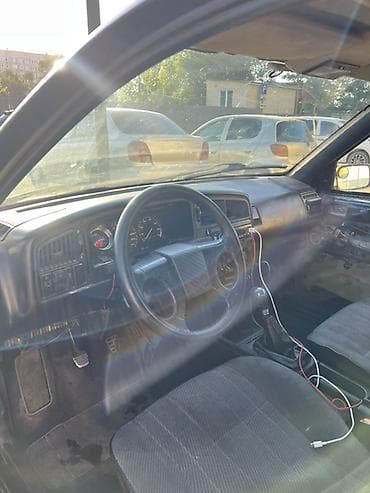 бампер w24: Volkswagen Passat: 1993 г., 1.8 л, Механика, Бензин, Универсал — 10