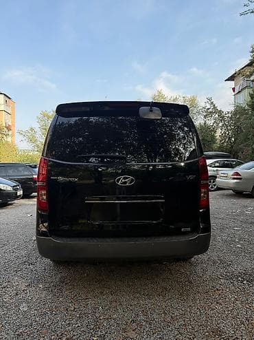 Hyundai H-1 (Grand Starex): 2018 г., 2.5 л, Автомат, Дизель, Минивэн