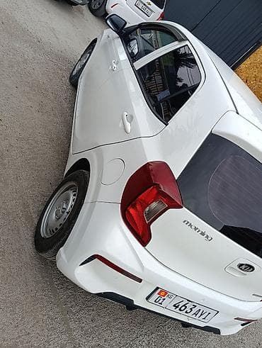 Kia Morning: 2021 г., Автомат, Бензин, Хэтчбэк — 4