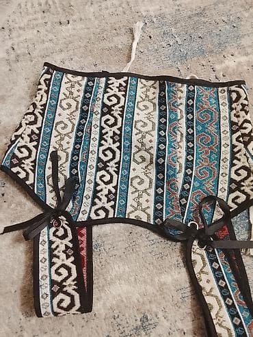 pull bear: Ремень, Другой бренд, Женские — 1