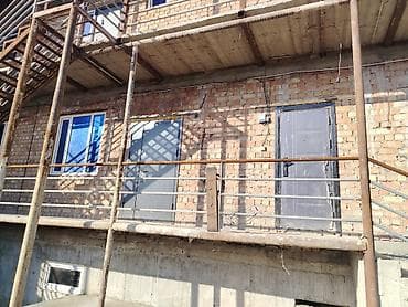 Коммерческая недвижимость: В аренду предлагаются помещения в одном здании с огороженной — 3