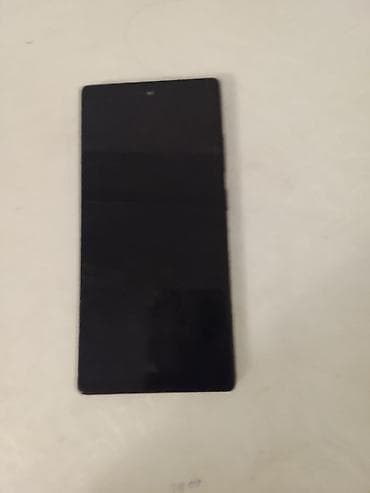 galaxy a40: Samsung Galaxy S22 Ultra, цвет - Черный — 1