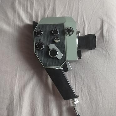 фотоаппарат ссср: Кинокамера «Кварц 2×8С‑3» с объективом Meteor‑8M 1:1.9 f=8–38 мм — 3