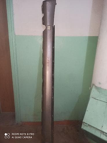 wl t: Наружные накладки порогов Mercedes-Benz, 1994 г., Б/у — 2