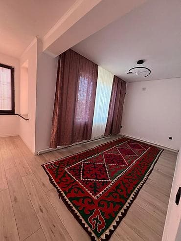 Комнаты: 230 м², 9 комнат, Бронированные двери, Балкон застеклен, Видеонаблюдение — 6