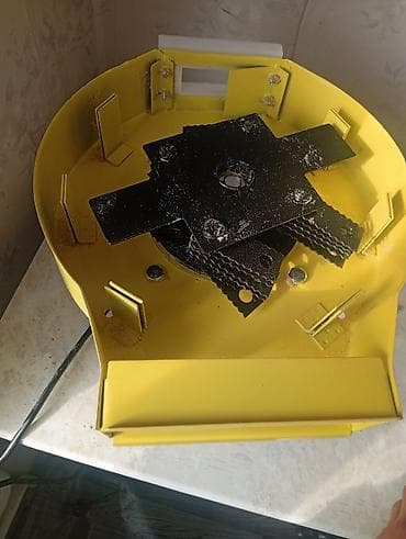 гриндеры: Электрическая зернодробилка/кормоизмельчитель. Описание: - — 4