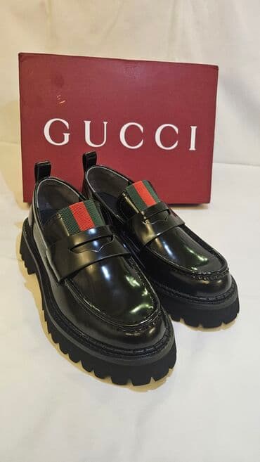 брендовый обувь: Лоферы Gucci, р 38,5 - Классические лоферы из гладкой черной кожи с — 1