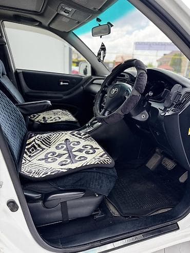 mazda 3: Toyota Kluger: 2003 г., 3 л, Автомат, Газ, Кроссовер — 8