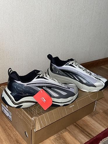 Личные вещи: Оригинальные кроссовки Li-Ning Butterfly Effect из самого магазина — 1