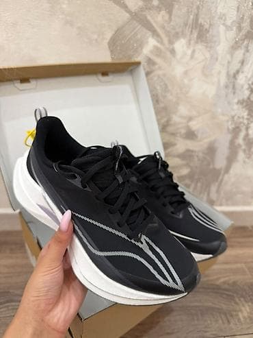 кросовки lining: Продаю новые женские кроссовки Lining с коробкой в комплекте ✅ (Не — 1