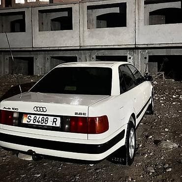 Унаа сатуу: Audi 100: 1992 г., 2 л, Кол менен иштөөчү, Бензин, Седан — 6