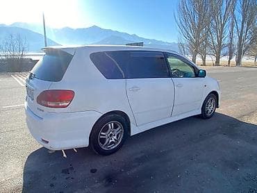 Toyota Ipsum: 2002 г., Автомат, Газ, Минивэн — 4
