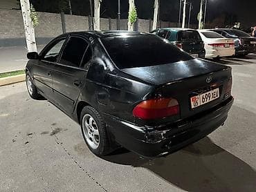 forester 2003: Toyota Avensis: 2000 г., 1.8 л, Механика, Бензин, Седан — 2