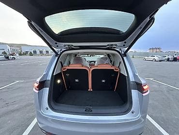 wuling mini ev: Lixiang L8: 2024 г., Автомат, Электромобиль, Кроссовер — 6