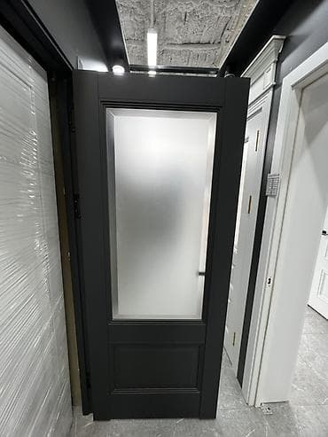 third edition solutions: Межкомнатные двери в классическом стиле, цвет графит. Особенности: - — 3