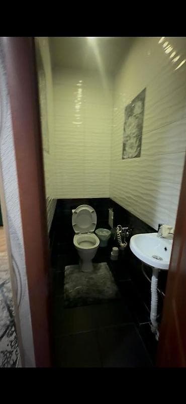 трёхкомнатные квартиры: 2 комнаты, 67 м², Ак-Орго ж/м 105 серия, 3 этаж, Дизайнерский ремонт — 8