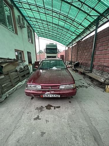 Mazda 626: 1994 г., 2 л, Механика, Бензин, Универсал