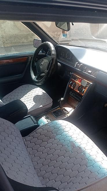 sprinter 2 7: Mercedes-Benz W124: 1995 г., 2.2 л, Механика, Бензин, Универсал — 2