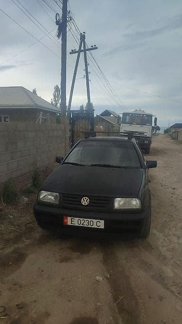 армения обмен: Volkswagen Vento: 1997 г., 2 л, Механика, Бензин, Седан — 1