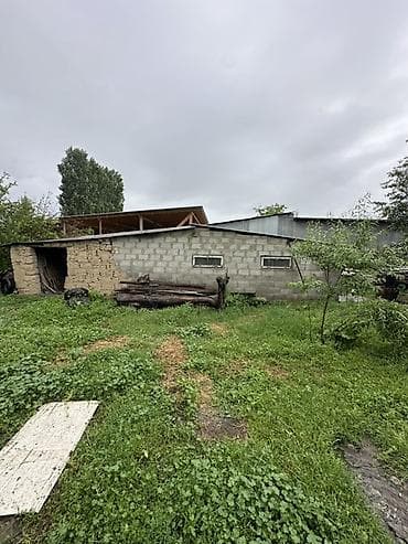 продаю дом ала тоо 1: 📍 В Сокулуке ( верхняя зона ) продаётся двухуровневый дом под ПСО, на — 5