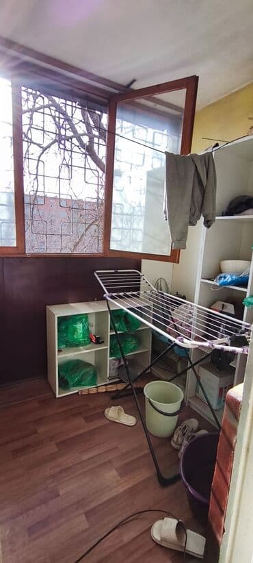 продаю пол дома район рабочий городок: 1 комната, 39 м², 104 серия, 3 этаж, Евроремонт — 10