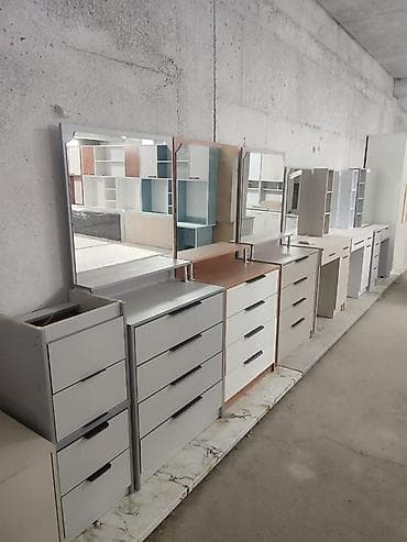 Туалетные столики: Туалетный столик, С зеркалом, цвет - Серый, ЛДСП — 2