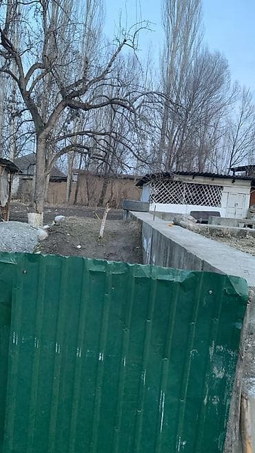 продаю дом бишкек ак ордо: 4 соток, Курулуш, Кызыл китеп — 4