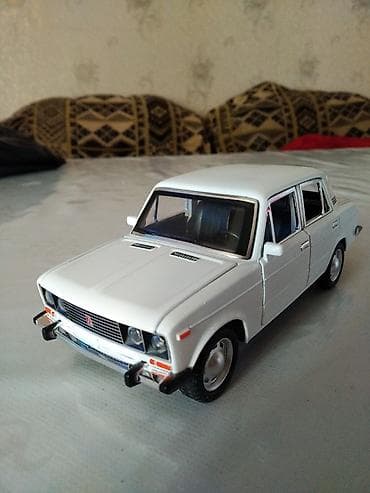 Моделька ВАЗ - 2106. Белый. Размер : длина 18 см, ширина 7 см