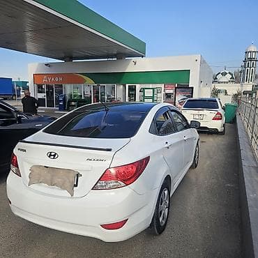 капот хундай гетц: Hyundai Accent: 2013 г., 1.6 л, Автомат, Бензин, Седан — 10