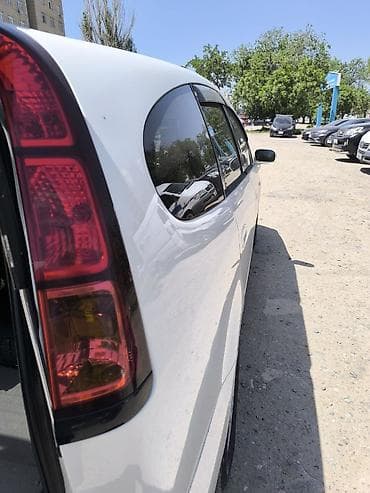 Honda Stream: 2004 г., 2 л, Автомат, Бензин, Минивэн — 6