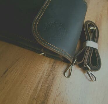 купить ремень кожаный мужской: Барсетка, Материал: Натуральная кожа, Застежка на магните, Застежка на молнии, Множество карманов, Новый — 8