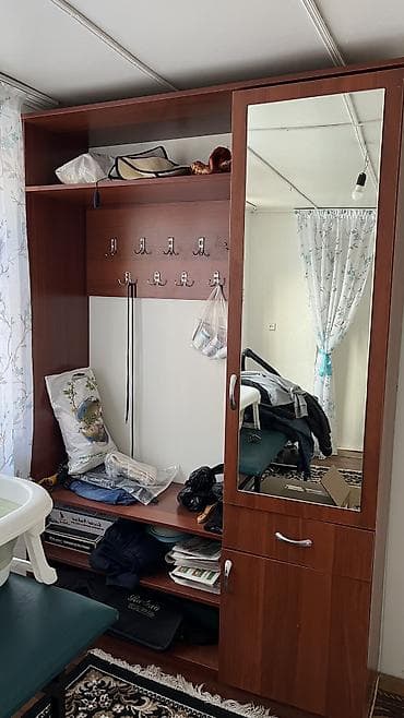 Шифоньер, шкаф для одежды, Б/у, Прямой, ЛДСП at lalafo.kg Шифоньер, шкаф для одежды, Б/у, Прямой, ЛДСП