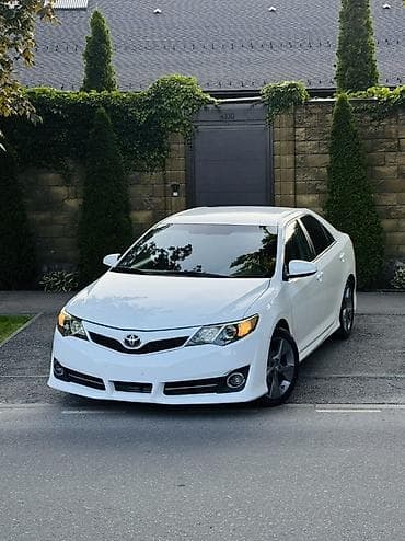 Транспорт: Toyota Camry: 2012 г., 2.5 л, Автомат, Бензин, Седан — 1