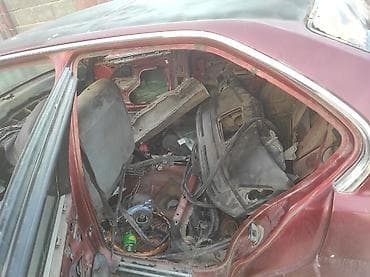 bmw e20: Продаю кузов BMW E34 вместе с дверьми и богажником провода на месте — 8